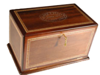 Romeo y Julieta Replica de Humidor Antiguo packaging